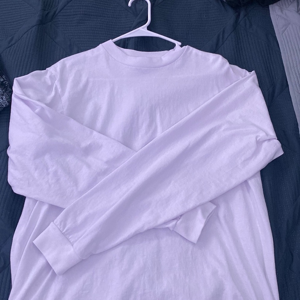 White, Shaka Active long sleeve and no stains